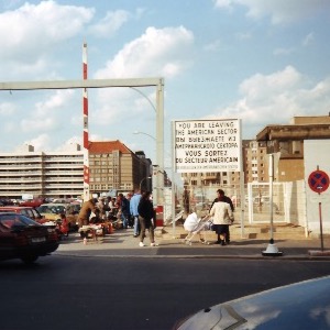 1992-04 • Je découvre la ville de ma naissance à l'occasion d'un voyage de classe à Berlin • Photo: Daniela BERNDT.